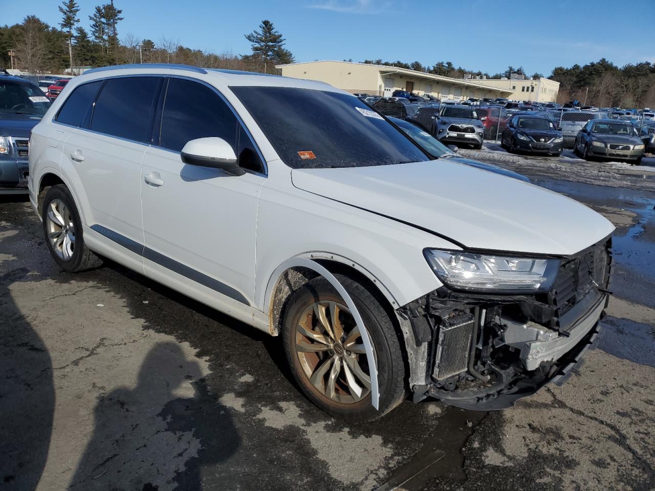 2018 Audi Q7 VIN WA1LAAF72JD008450 Copart auction photo, front end / minor dent/scratches damage thumbnail 4