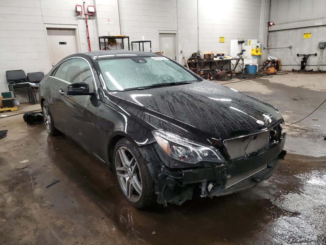 2016 Mercedes-Benz E-klasse VIN WDDKJ6FBXGF350783 Copart auction photo, front end damage thumbnail 4