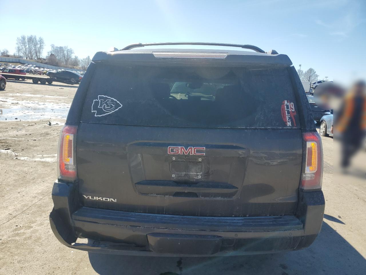 2015 GMC Yukon VIN 1GKS2BKC8FR232912 Copart auction photo, side / front end damage thumbnail 6