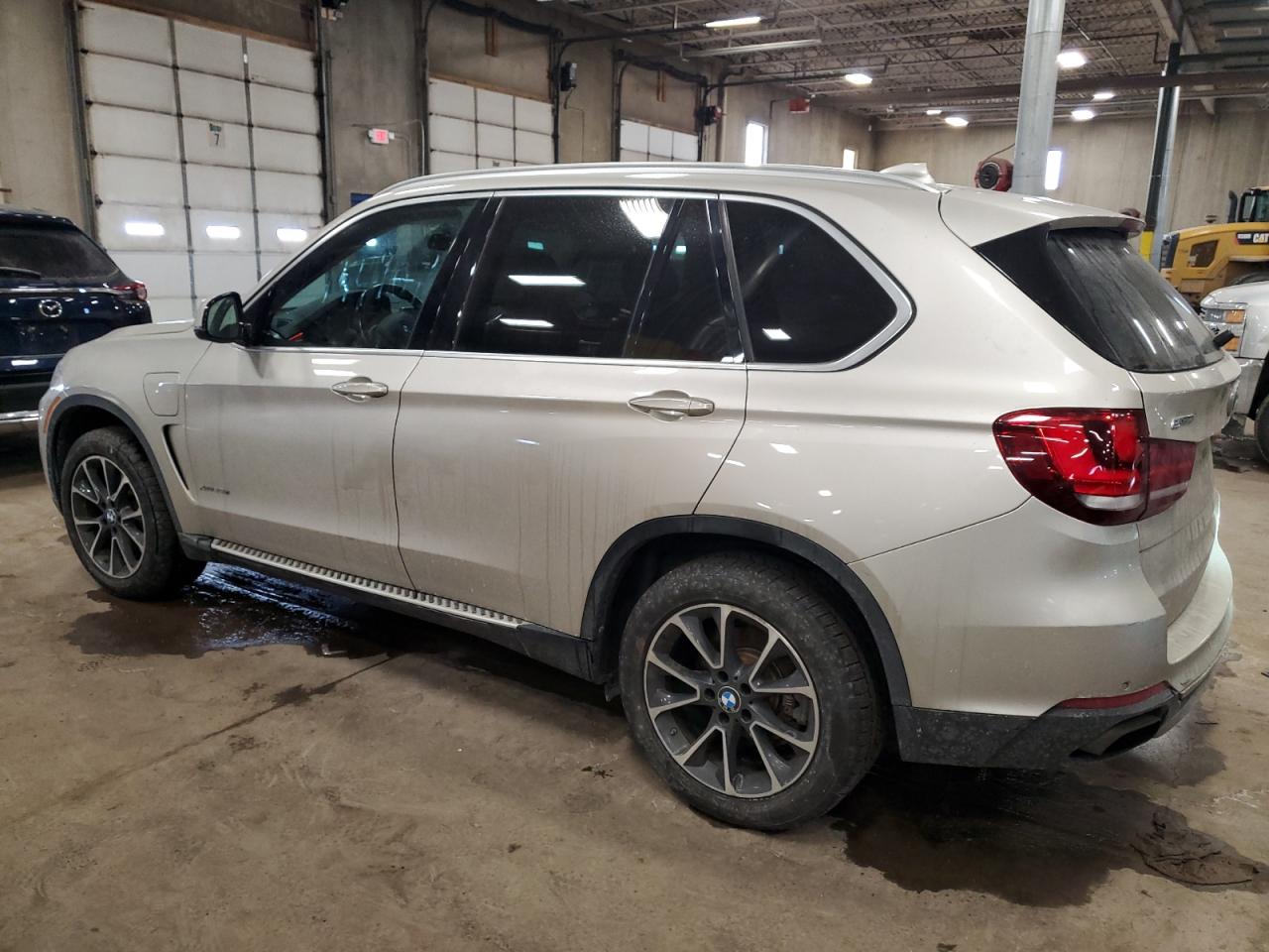 2016 BMW X5 VIN 5UXKT0C5XG0S76766 Copart auction photo, minor dent/scratches damage thumbnail 2