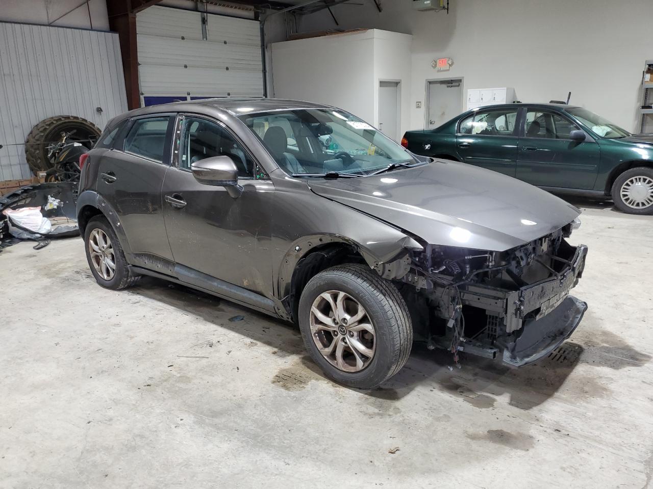 2016 Mazda CX-3 VIN JM1DKBC70G0111061 Copart auction photo, front end damage thumbnail 4