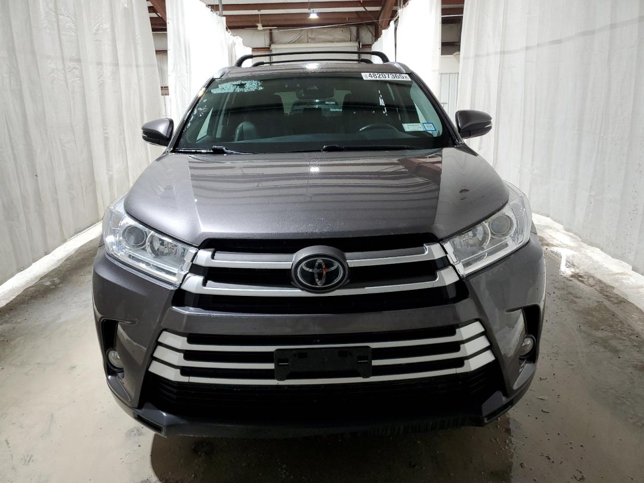 2017 Toyota Highlander VIN 5TDJZRFH8HS480471 Copart auction photo, rear end damage thumbnail 5