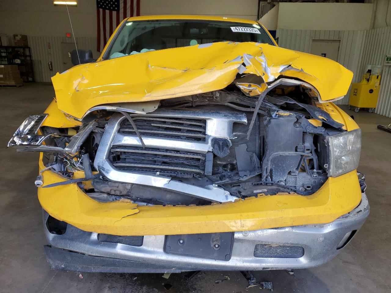 2016 RAM 1500 VIN 1C6RR6LT9GS348312 Copart auction photo, front end / minor dent/scratches damage thumbnail 5