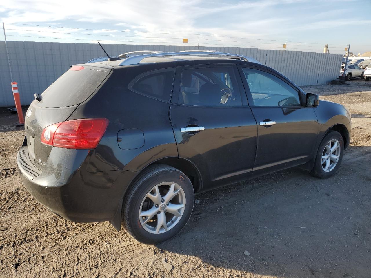 2010 Nissan Rogue VIN JN8AS5MV0AW102371 Copart auction photo, side / rear end damage thumbnail 3