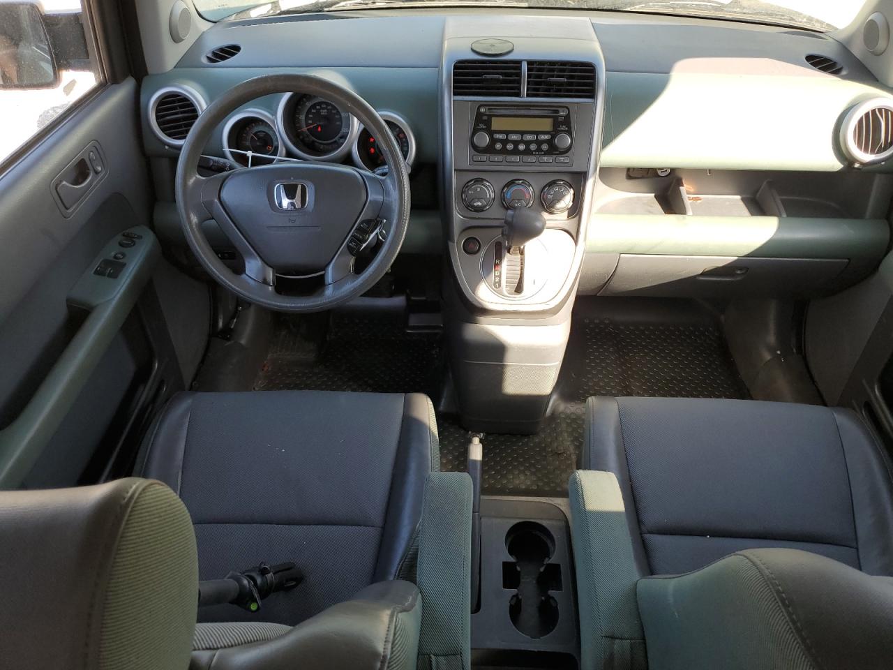 2004 Honda Element VIN 5J6YH28524L007828 Copart auction photo, front end damage thumbnail 8