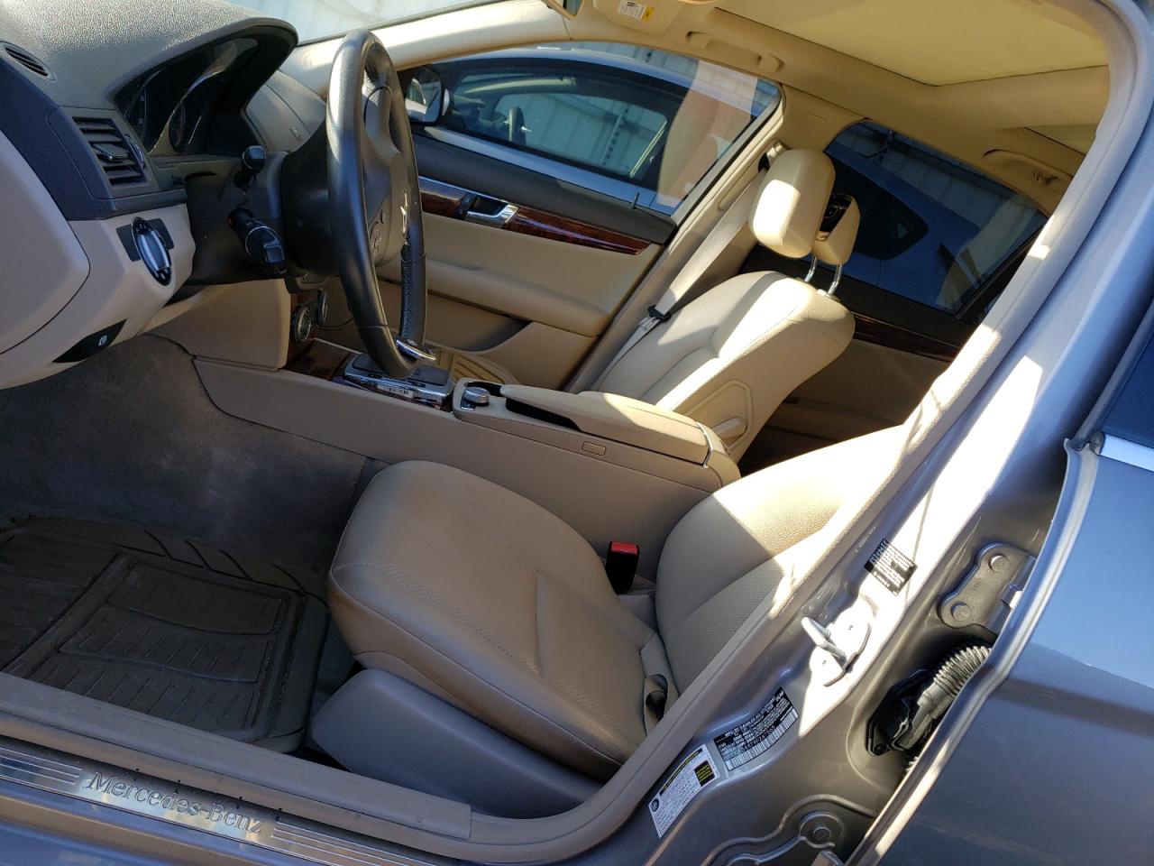 2009 Mercedes-Benz C-klasse VIN WDDGF54X79F247565 Copart auction photo, rear end damage thumbnail 7