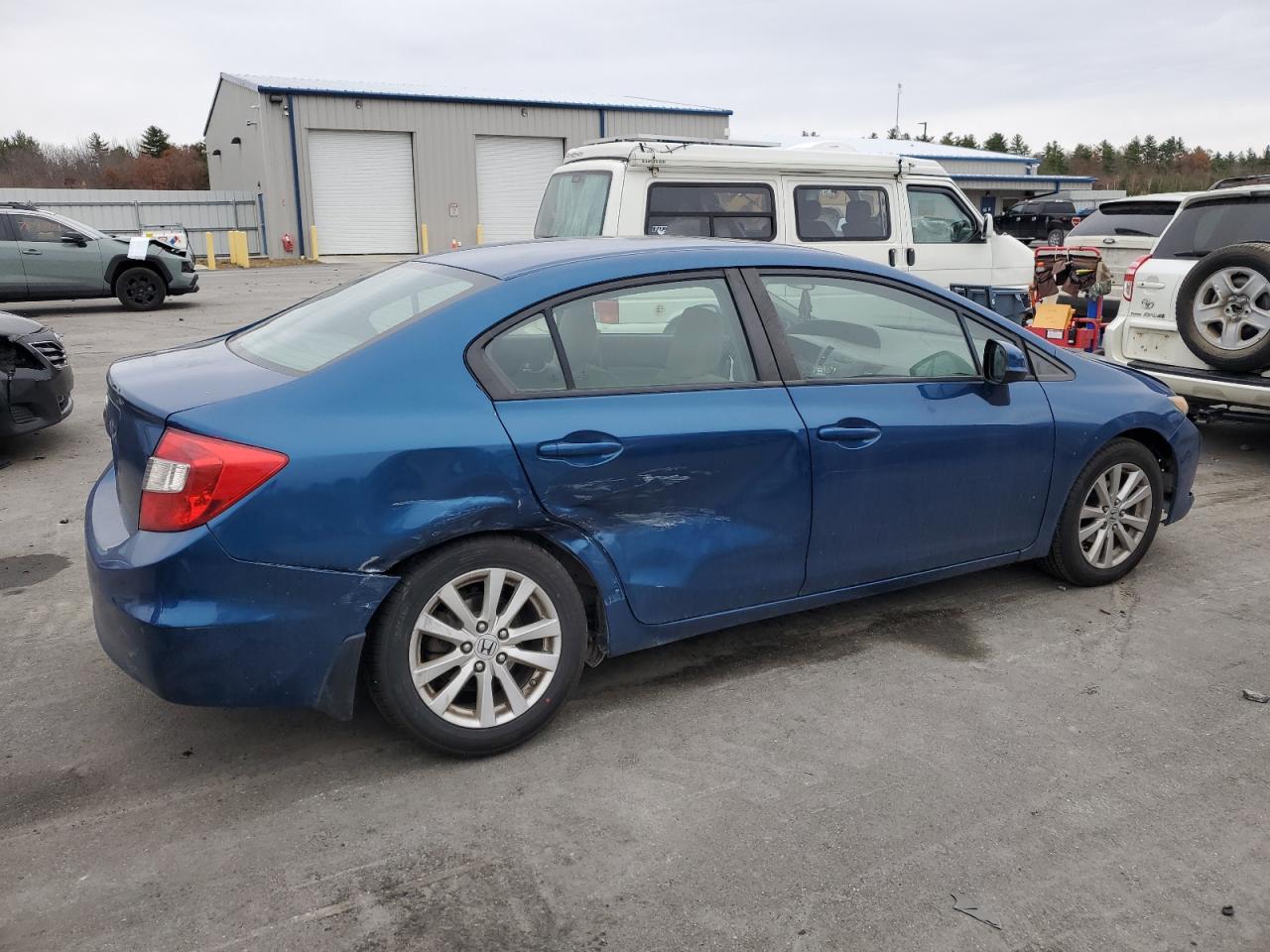 2012 Honda Civic VIN 2HGFB2F89CH536945 Copart auction photo, side / rear end damage thumbnail 3