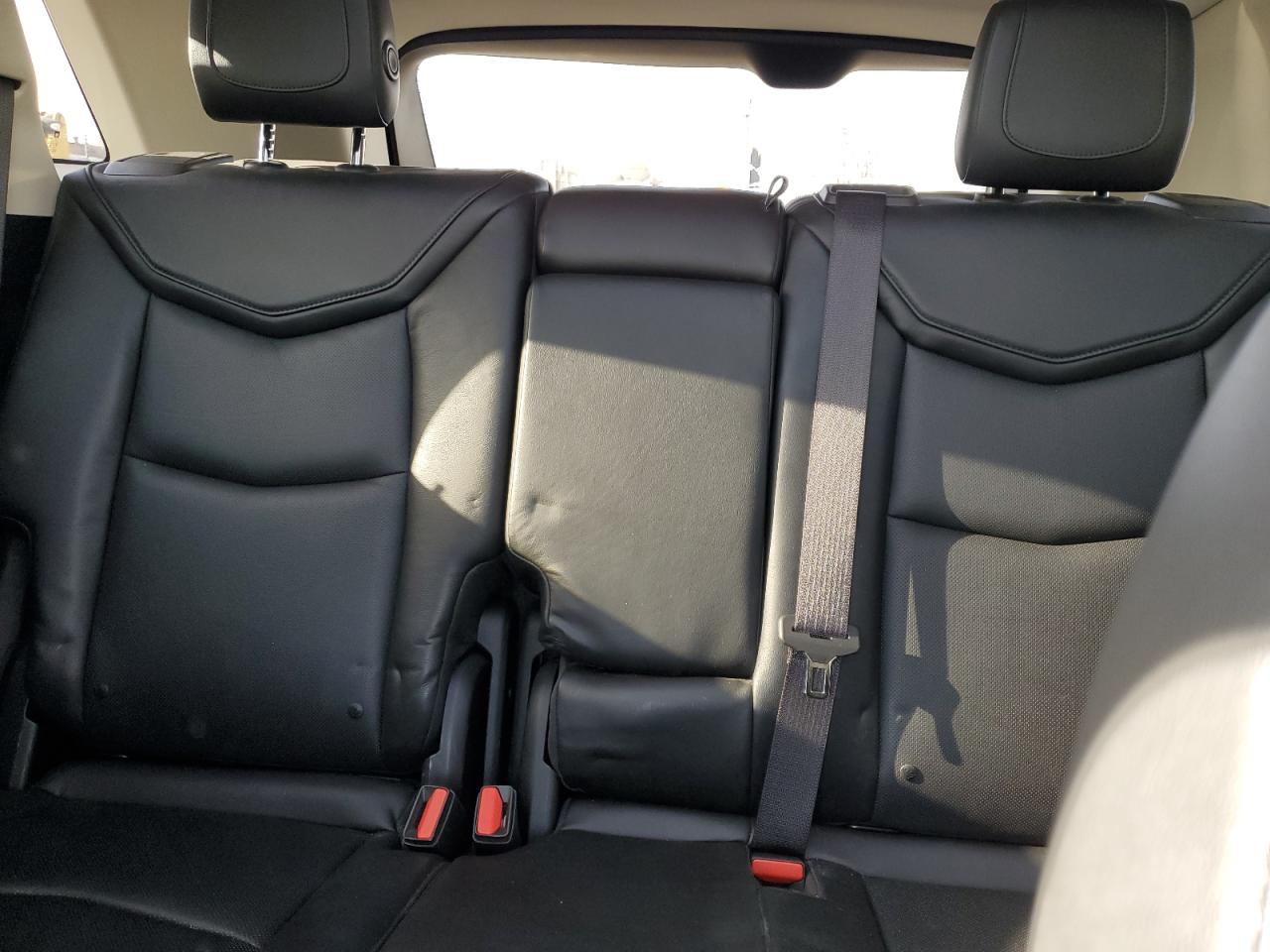2017 Cadillac XT5 VIN 1GYKNDRS1HZ237250 Copart auction photo, front end / minor dent/scratches damage thumbnail 10