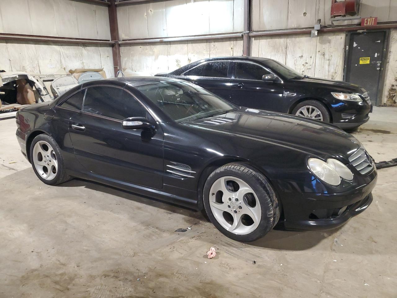 2005 Mercedes-Benz SL-klasse VIN WDBSK75F35F091129 Copart auction photo, front end / minor dent/scratches damage thumbnail 4