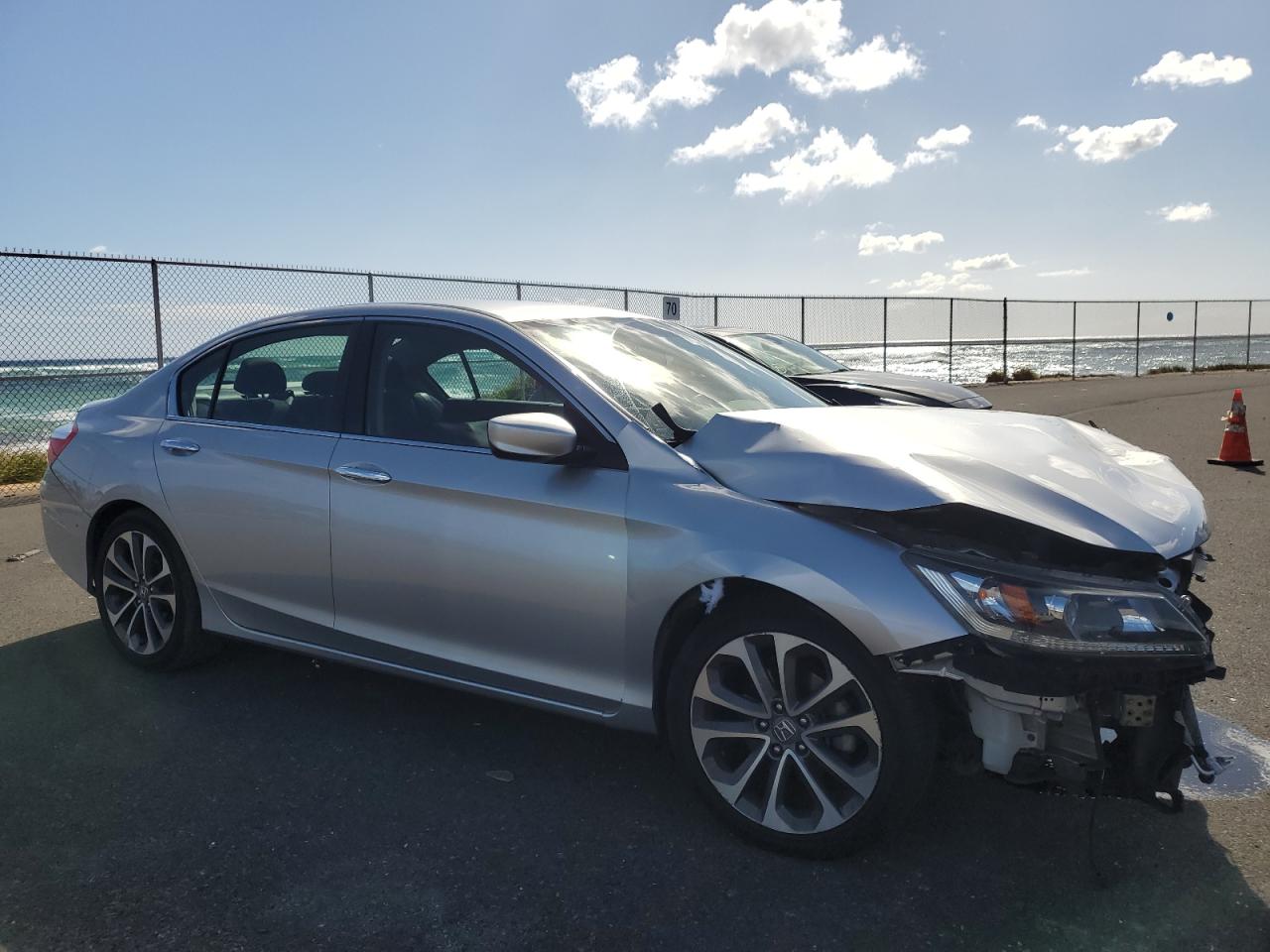 2015 Honda Accord VIN 1HGCR2F59FA087113 Copart auction photo, front end damage thumbnail 4