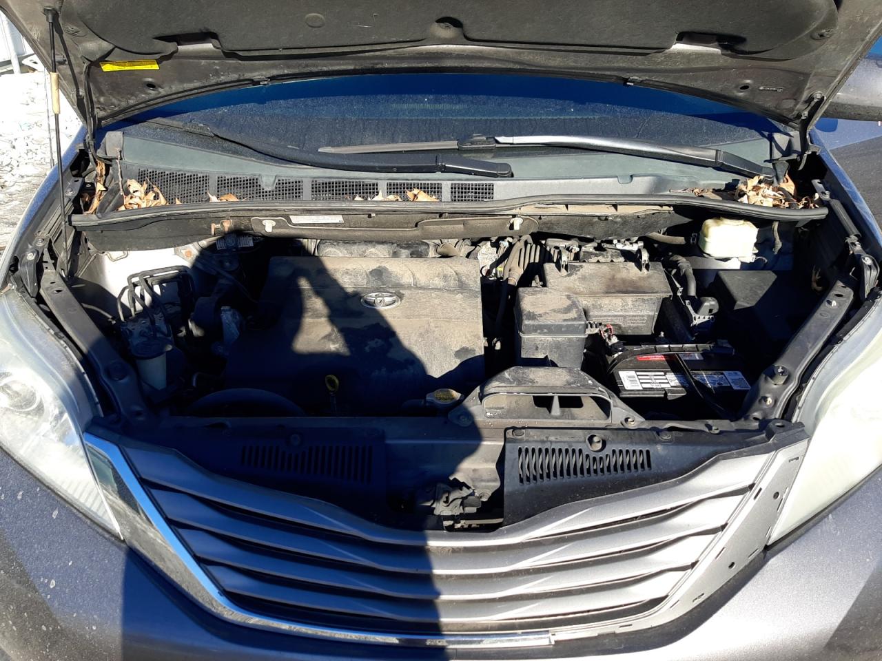 2011 Toyota Sienna VIN 5TDYK3DC5BS112103 Copart auction photo, side damage thumbnail 12