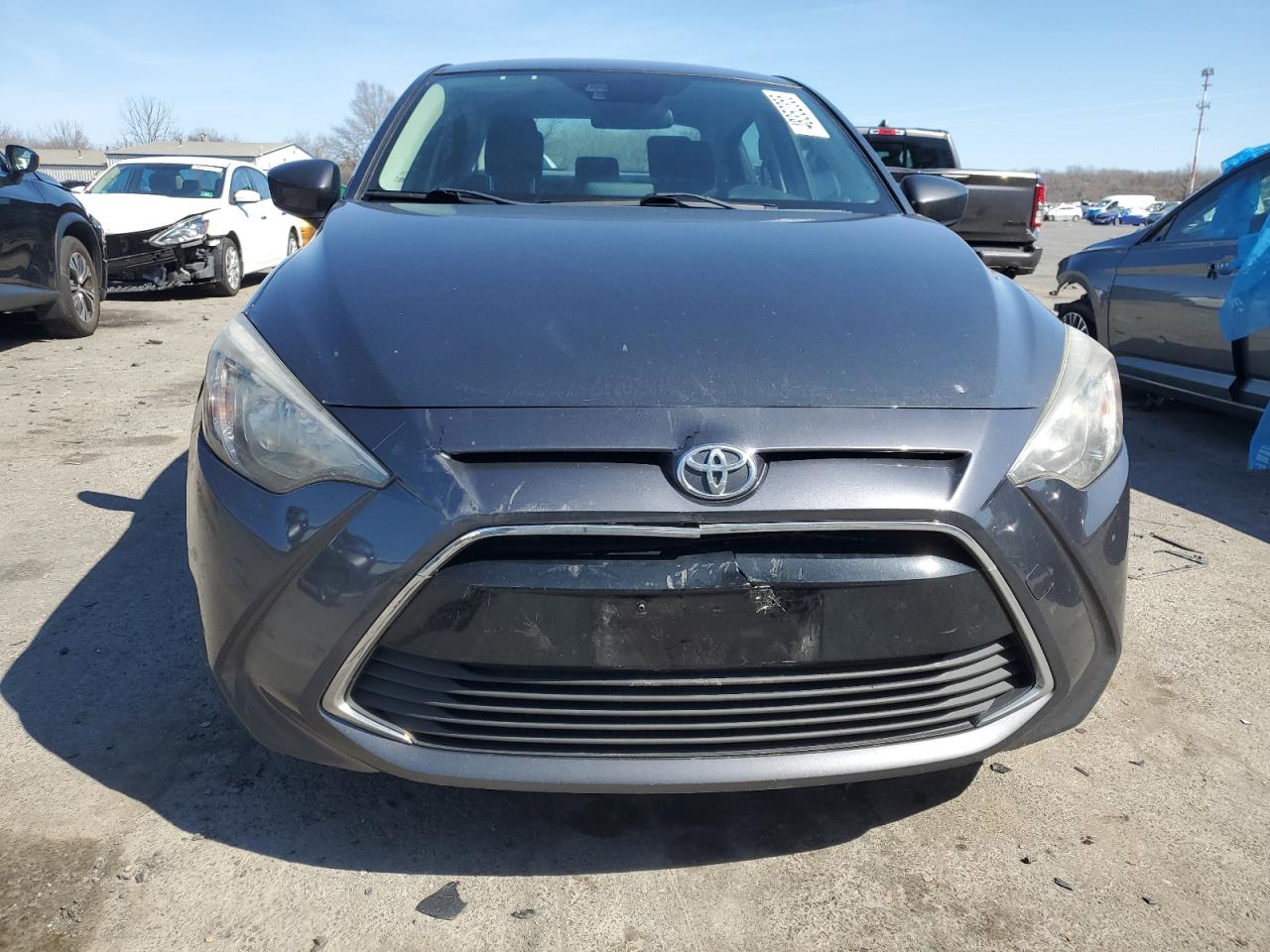 2018 Toyota Yaris VIN 3MYDLBYV7JY325273 Copart auction photo, rear end damage thumbnail 5