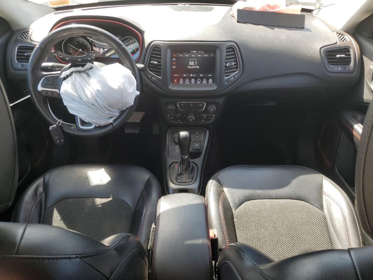 2019 Jeep Compass VIN 3C4NJDDBXKT629955 Copart auction photo, front end / minor dent/scratches damage thumbnail 8