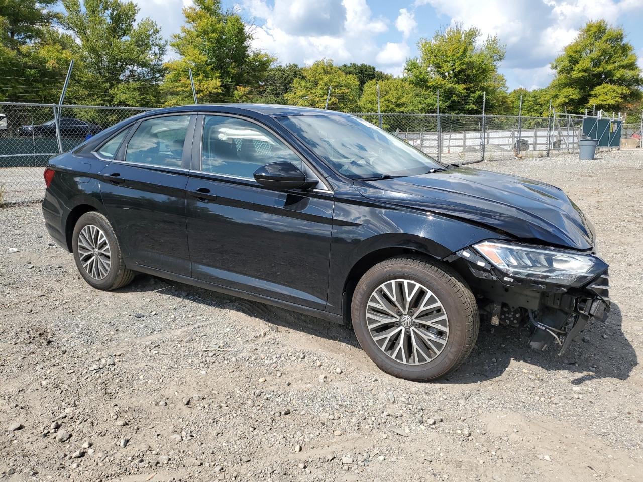 2021 Volkswagen Jetta VIN 3VWC57BU4MM043926 Copart auction photo, front end / minor dent/scratches damage thumbnail 4