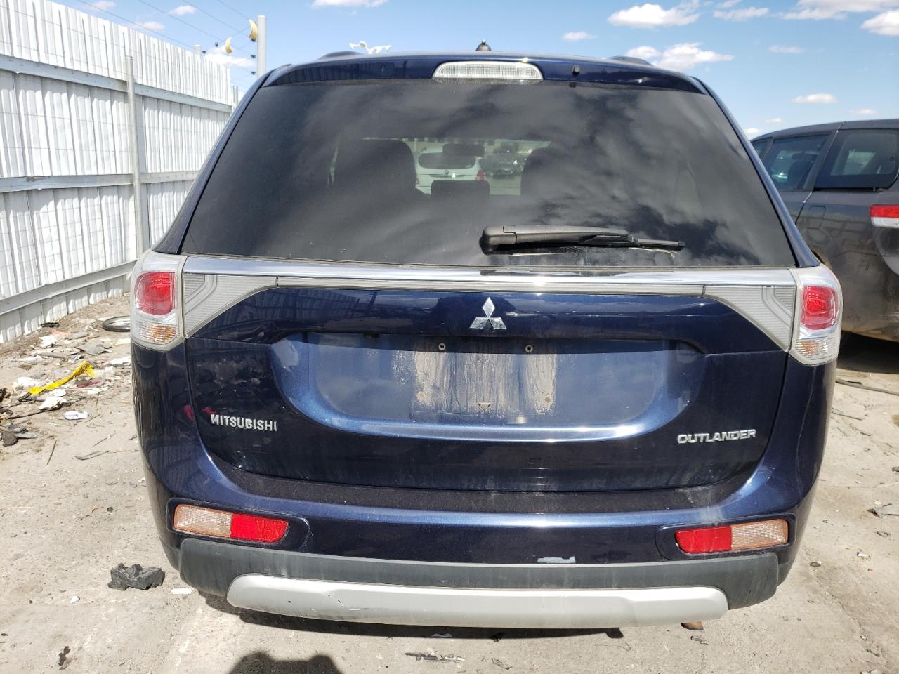 2015 Mitsubishi Outlander VIN JA4AZ3A38FZ010410 Copart auction photo, front end / side damage thumbnail 6
