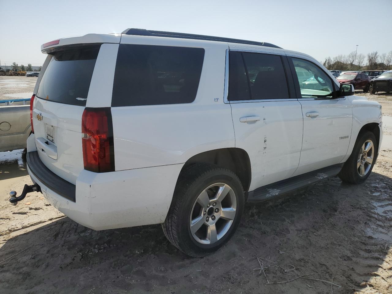 2016 Chevrolet Tahoe VIN 1GNSCBKC7GR292858 Copart auction photo, front end / minor dent/scratches damage thumbnail 3