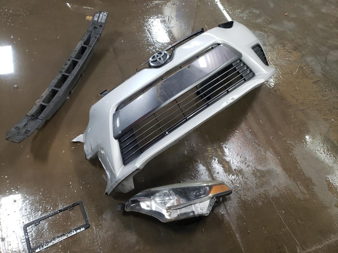 2016 Toyota Corolla VIN 2T1BURHE4GC720225 Copart auction photo, front end damage thumbnail 12