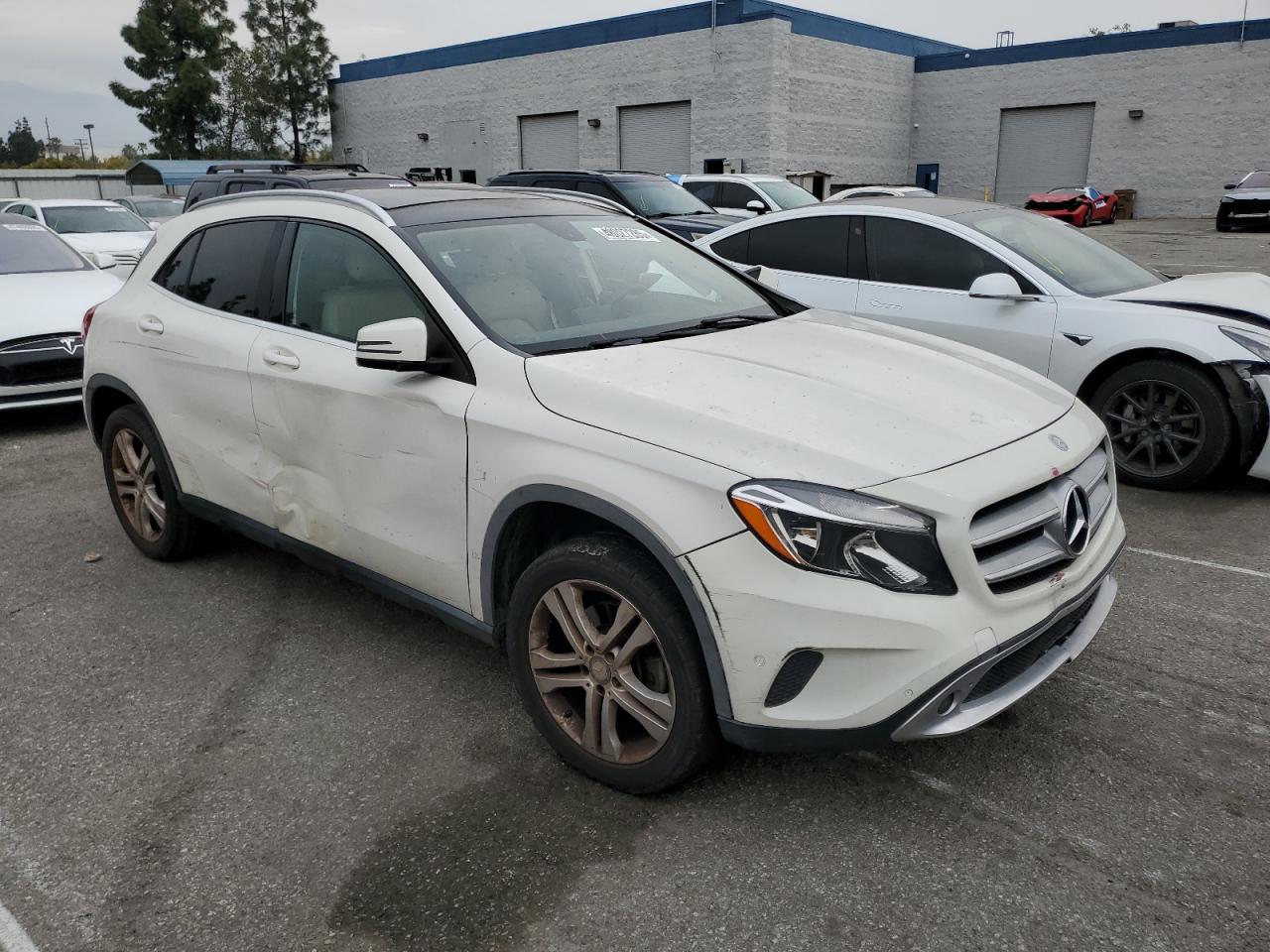2015 Mercedes-Benz GLA-klasse VIN WDCTG4EB9FJ121651 Copart auction photo, side damage thumbnail 4