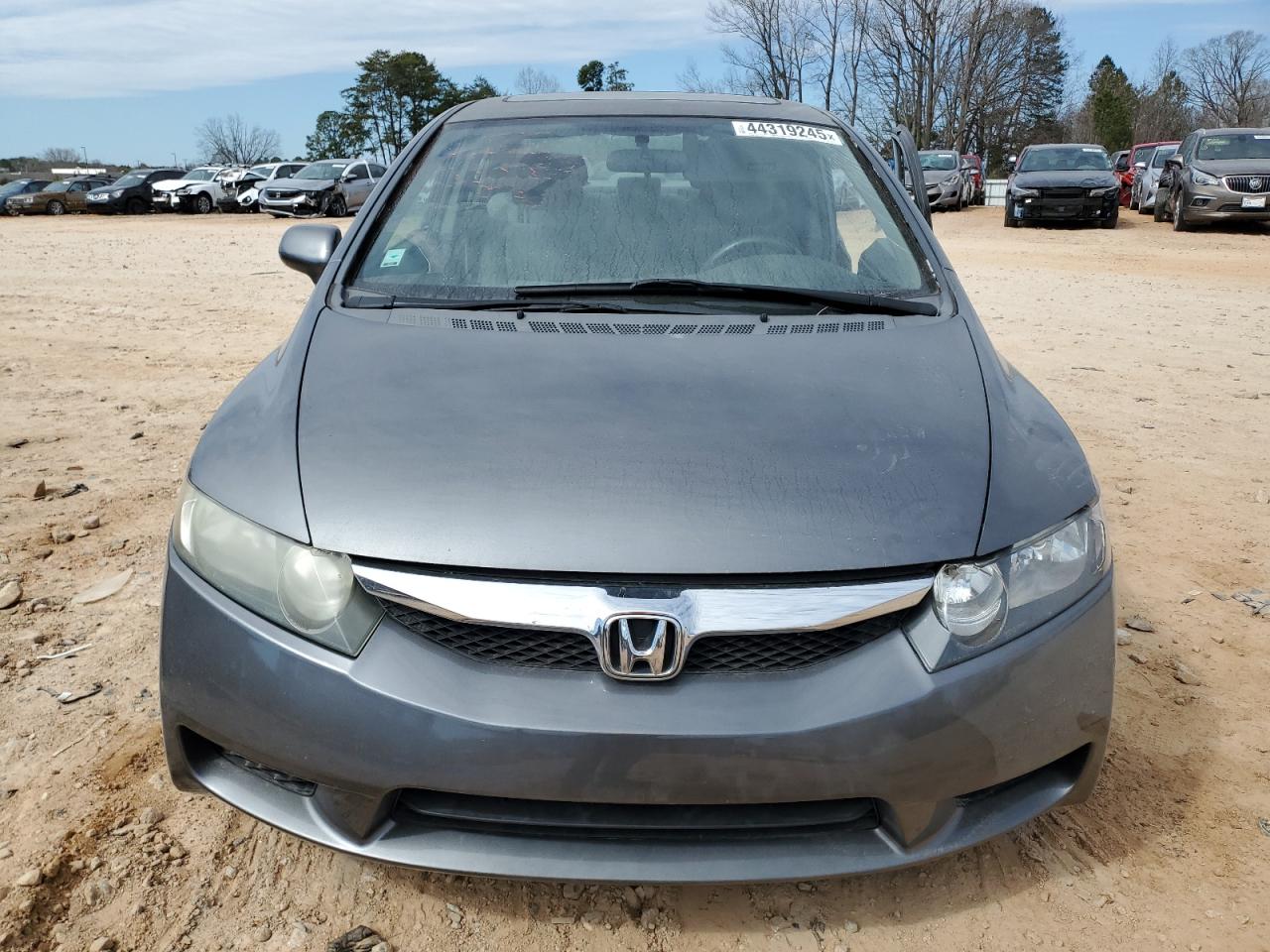 2009 Honda Civic VIN 19XFA16869E011048 Copart auction photo, side / front end damage thumbnail 5