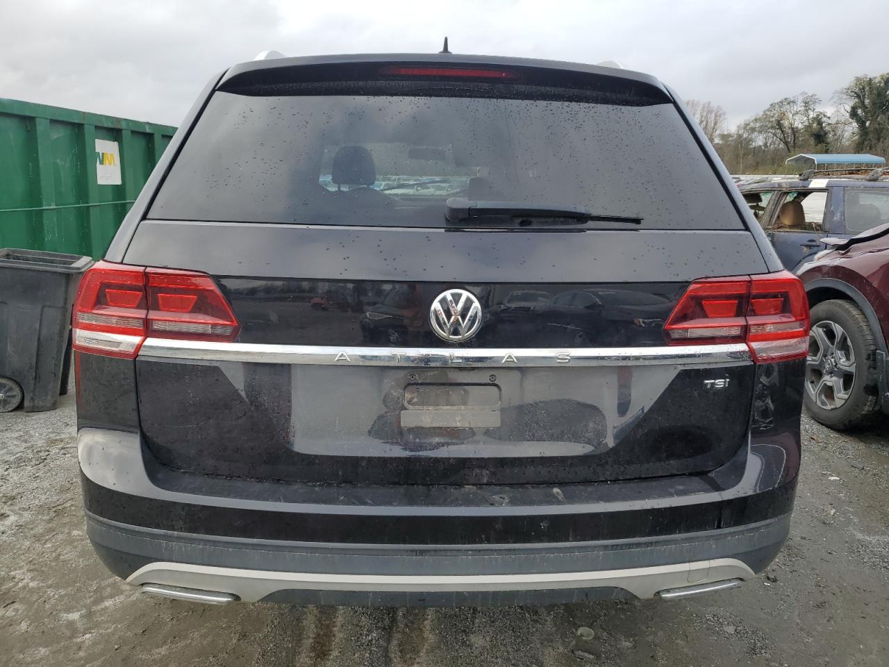 2018 Volkswagen Atlas VIN 1V2AP2CA0JC543458 Copart auction photo, front end / minor dent/scratches damage thumbnail 6