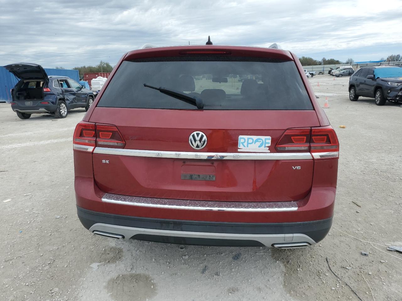 2018 Volkswagen Atlas VIN 1V2CR2CA3JC587408 Copart auction photo, front end / side damage thumbnail 6