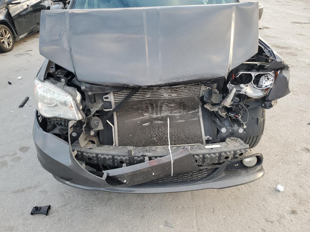 2017 Dodge Caravan VIN 2C4RDGCGXHR664384 Copart auction photo, front end damage thumbnail 14