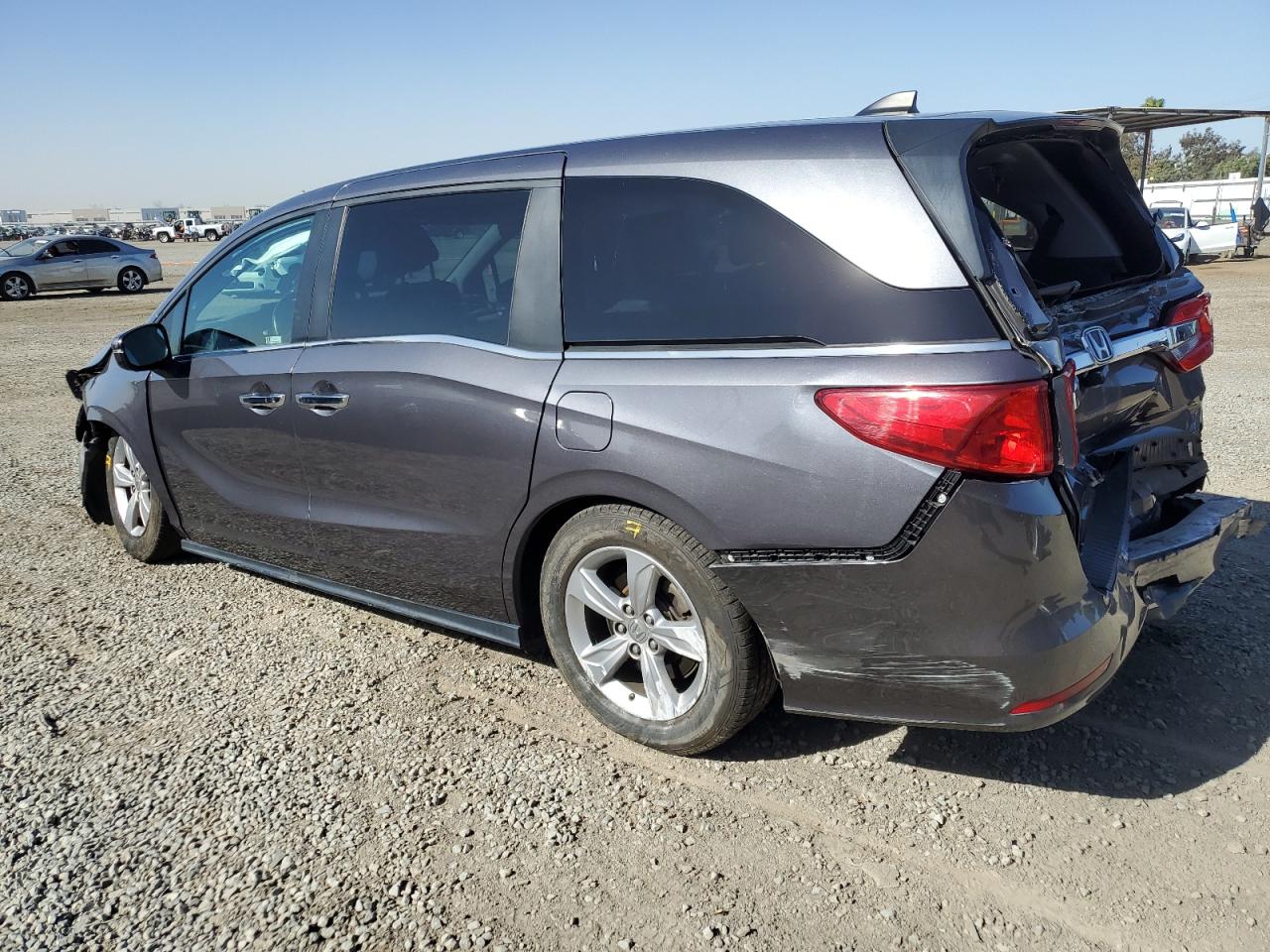 2019 Honda Odyssey VIN 5FNRL6H74KB054747 Copart auction photo, front end / rear end damage thumbnail 2