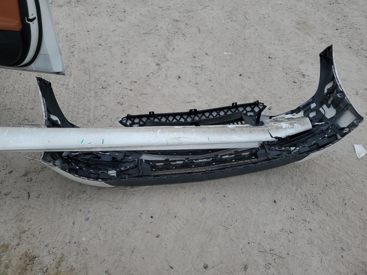 2022 Mercedes-Benz C-klasse VIN W1KAF4GB4NR020987 Copart auction photo, front end / all over damage thumbnail 12