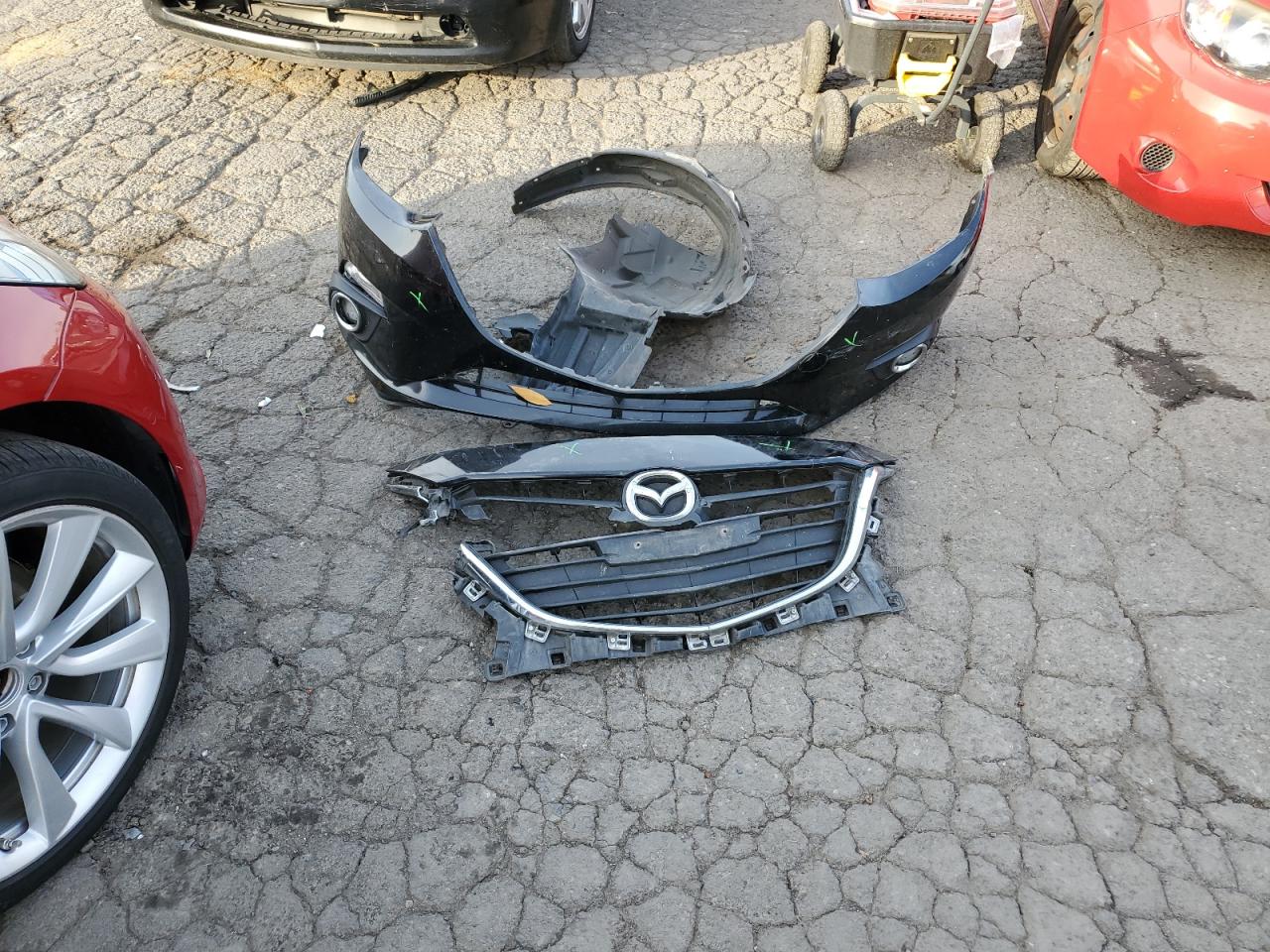 2014 Mazda 3 VIN JM1BM1M72E1102296 Copart auction photo, front end damage thumbnail 12