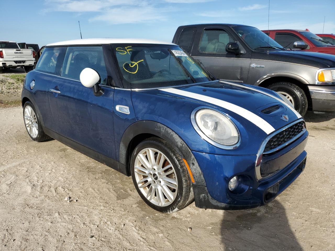 2018 MINI Cooper VIN WMWXP7C53J2A47250 Copart auction photo, water/flood damage thumbnail 4