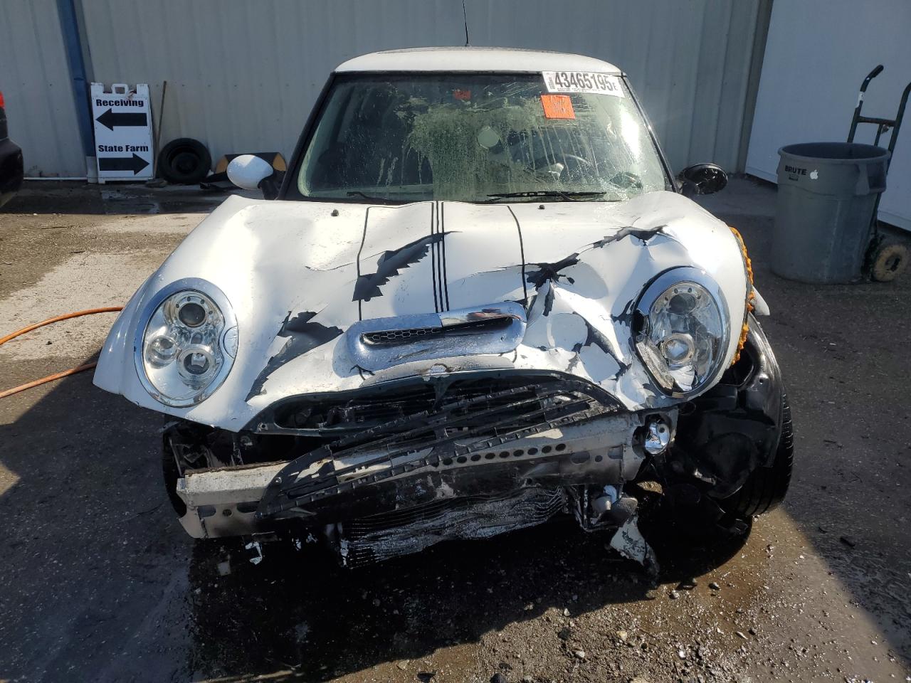 2005 MINI Cooper VIN WMWRC33505TJ70031 Copart auction photo, front end / side damage thumbnail 5