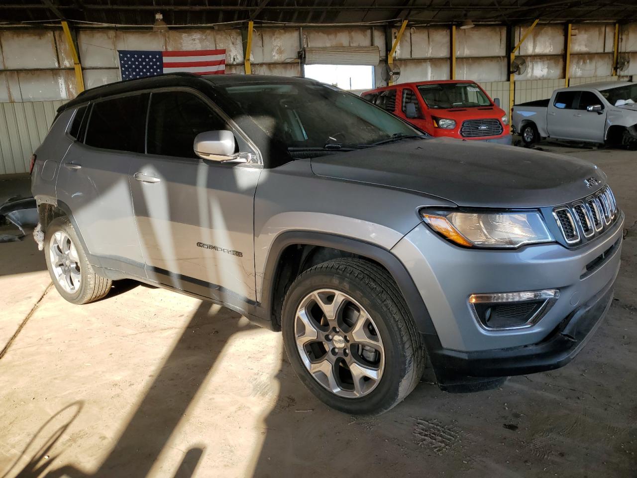 2018 Jeep Compass VIN 3C4NJDCB2JT334414 Copart auction photo, rear end / front end damage thumbnail 4