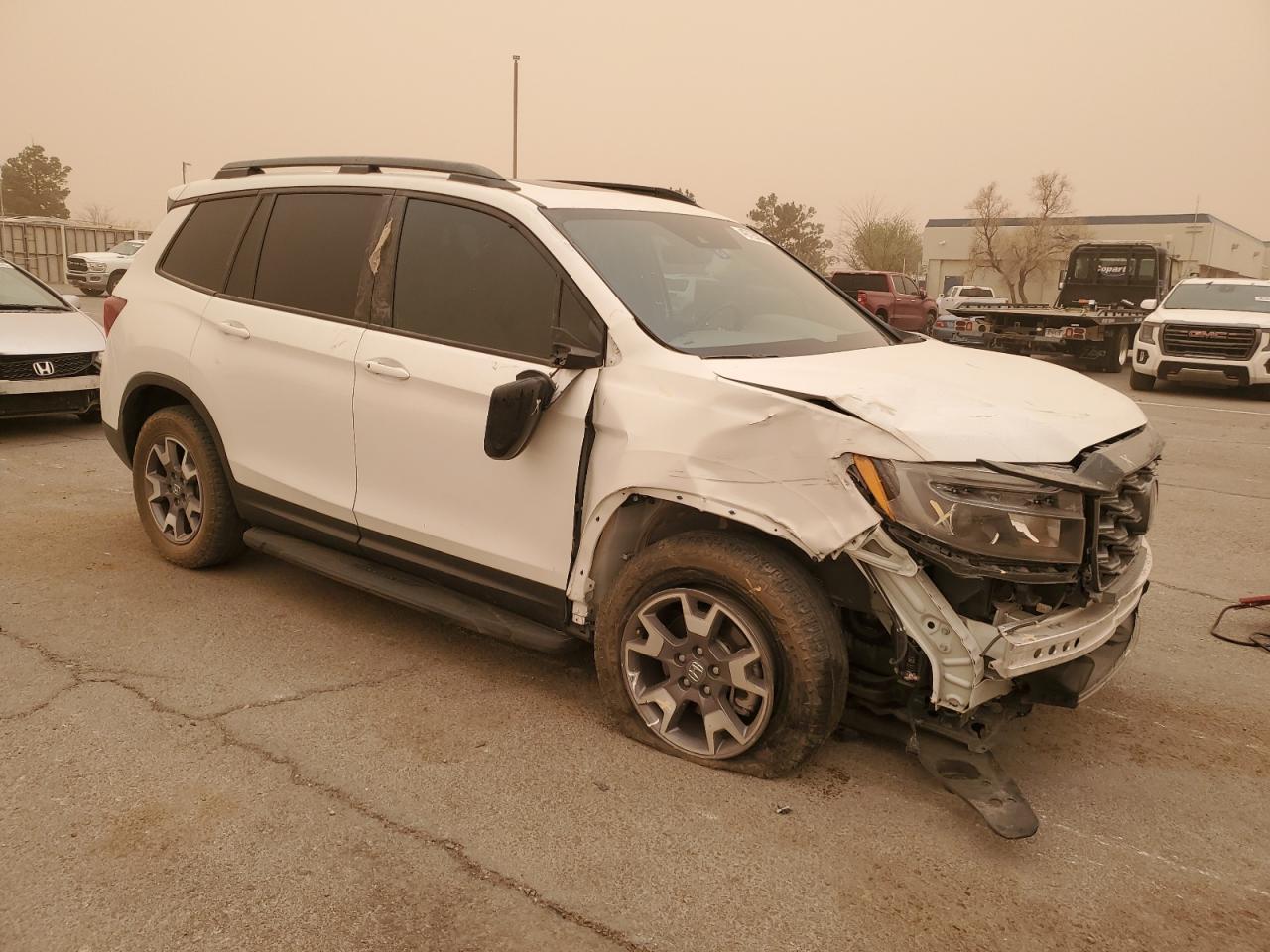 2022 Honda Passport VIN 5FNYF8H67NB008548 Copart auction photo, front end / side damage thumbnail 4