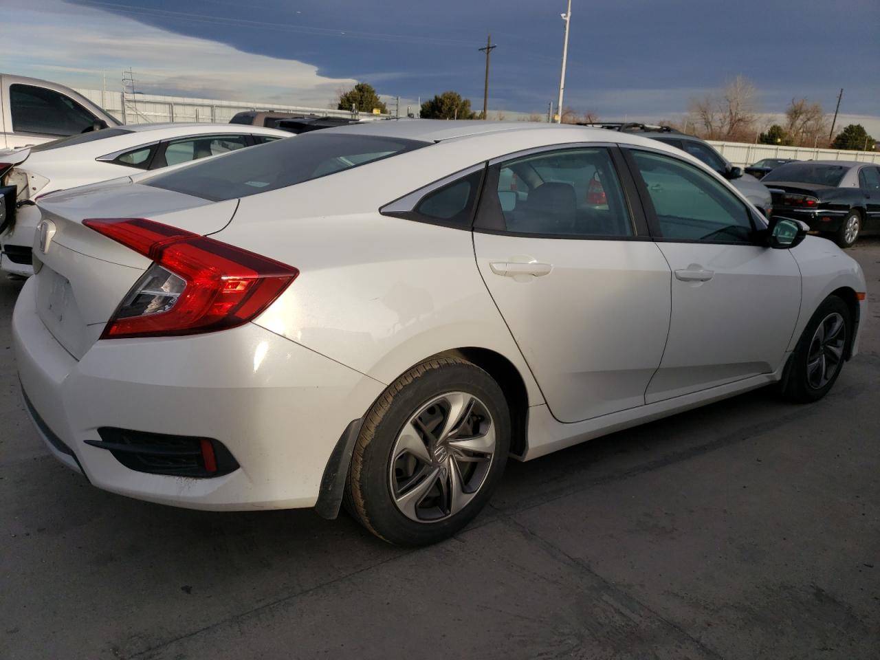 2020 Honda Civic VIN 19XFC2F64LE028856 Copart auction photo, hail / front end damage thumbnail 3