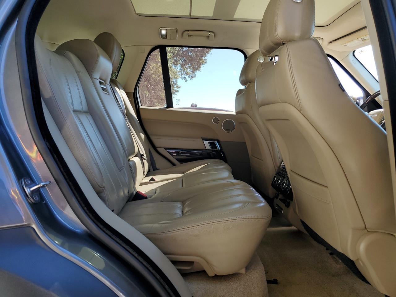 2015 Land Rover Range Rover VIN SALGS2VF6FA239372 Copart auction photo, front end damage thumbnail 11