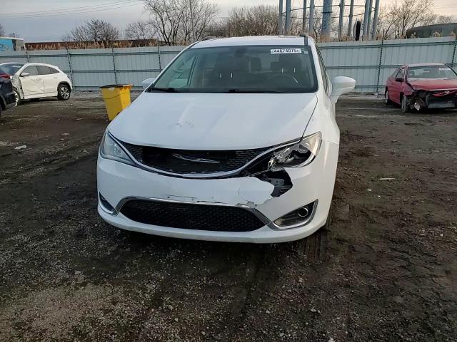 2017 Chrysler Pacifica VIN 2C4RC1BG6HR788637 Copart auction photo, front end damage thumbnail 11