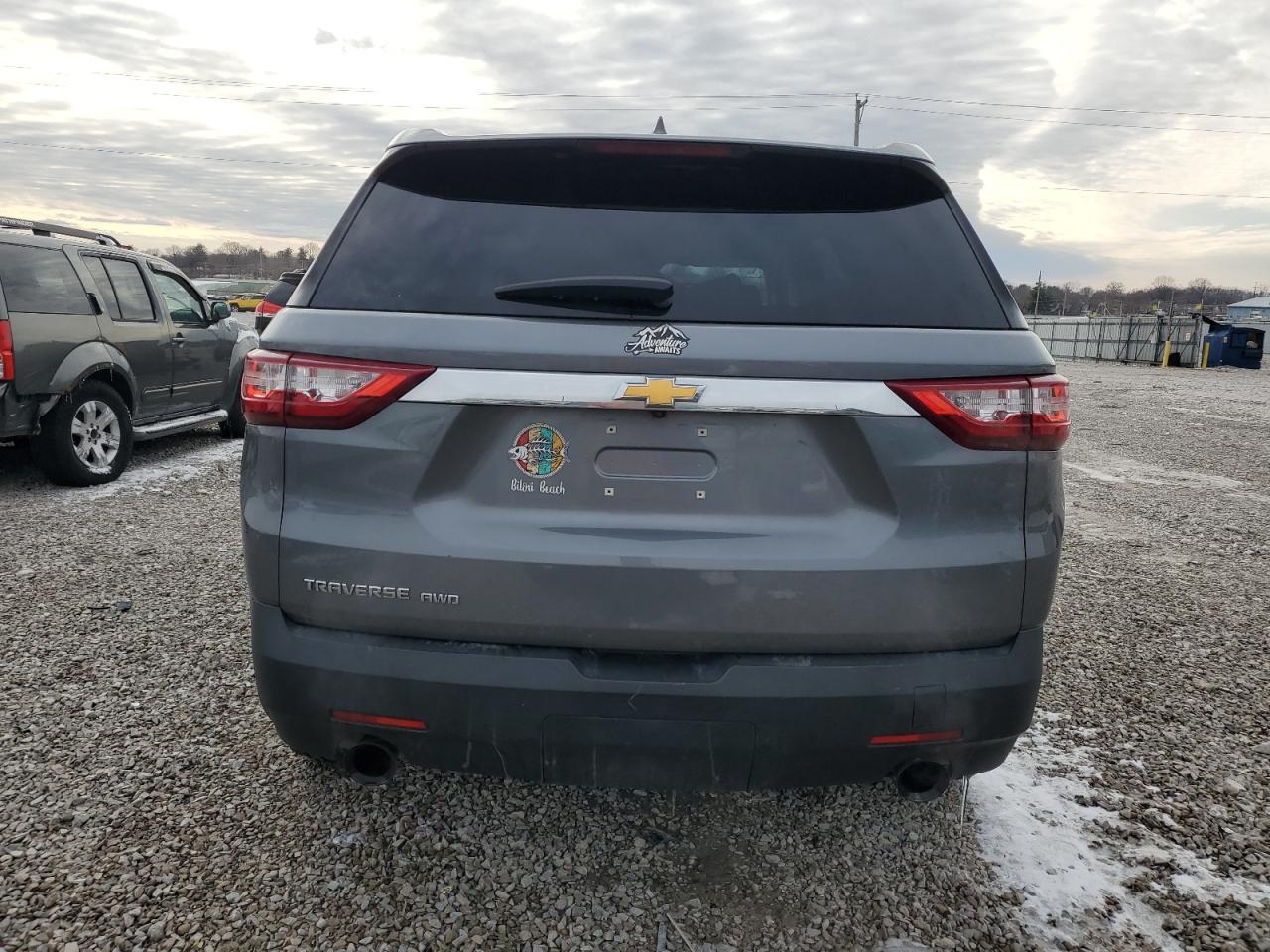 2019 Chevrolet Traverse VIN 1GNEVFKW2KJ243762 Copart auction photo, front end damage thumbnail 6