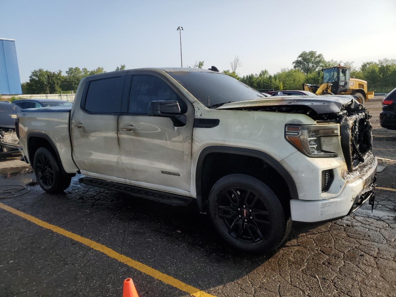 2022 GMC Sierra VIN 3GTP9GEK1NG153223 Copart auction photo, burn - engine / burn damage thumbnail 4