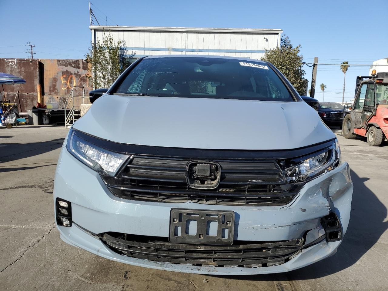 2023 Honda Odyssey VIN 5FNRL6H79PB059952 Copart auction photo, front end damage thumbnail 5