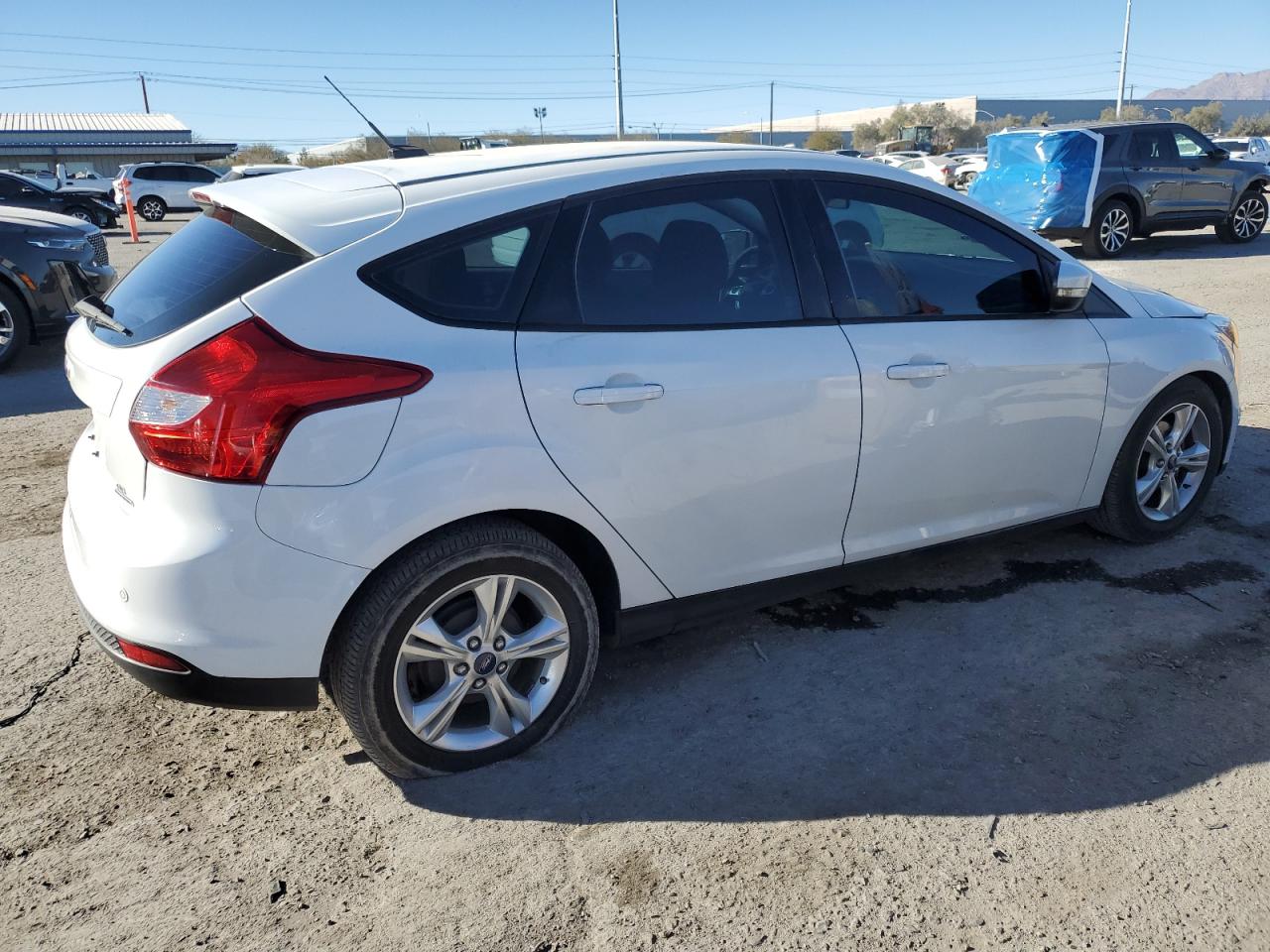 2013 Ford Focus VIN 1FADP3K24DL335401 Copart auction photo, front end damage thumbnail 3