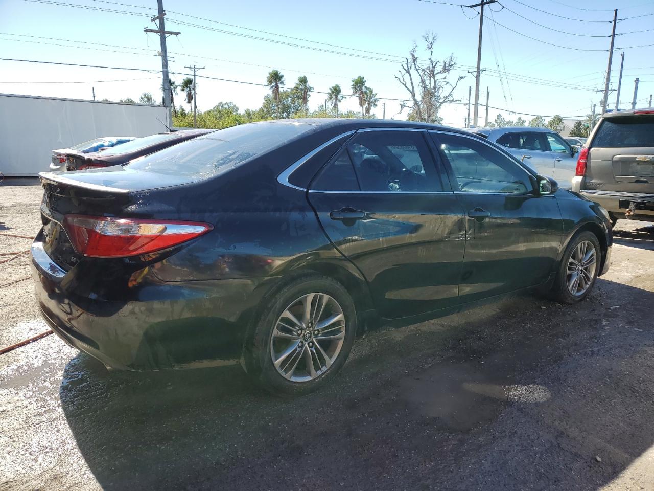 2016 Toyota Camry VIN 4T1BF1FK6GU197518 Copart auction photo, water/flood / minor dent/scratches damage thumbnail 3