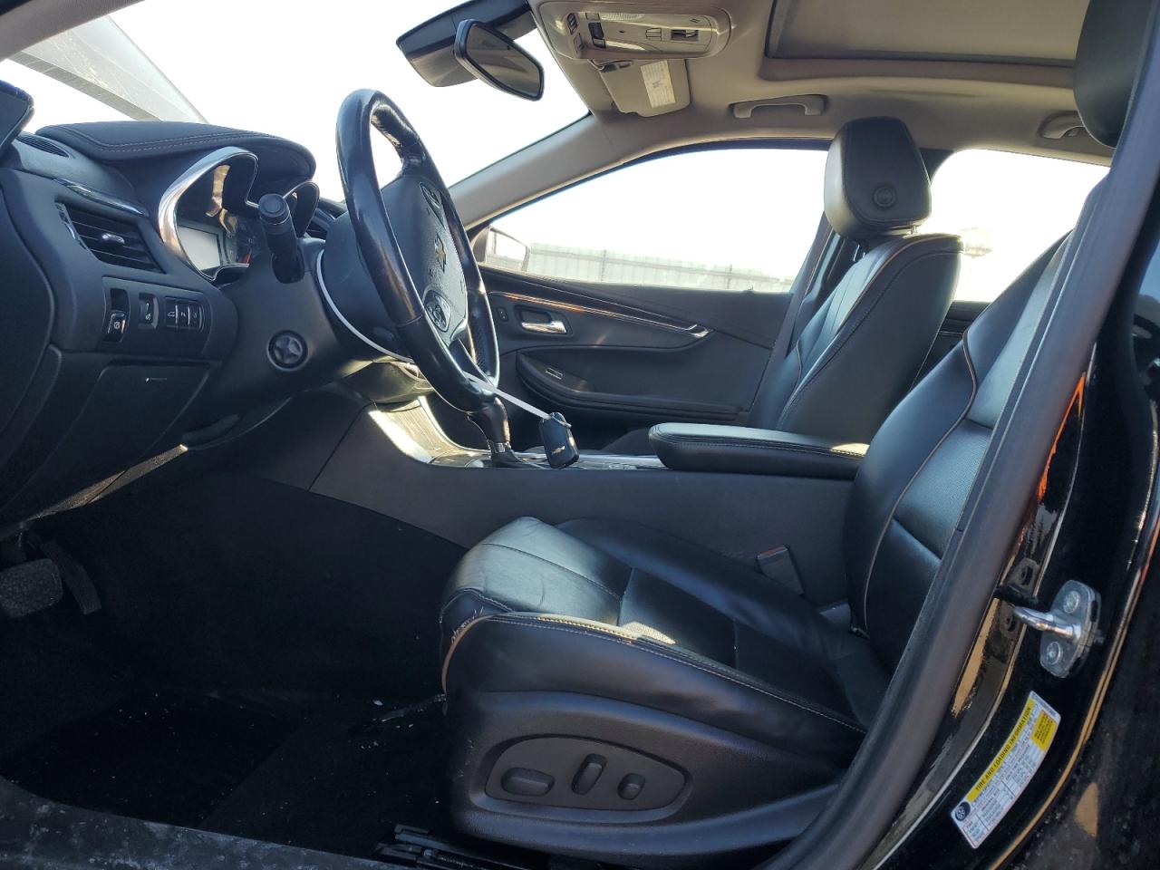 2017 Chevrolet Impala VIN 2G1145S30H9136006 Copart auction photo, side / front end damage thumbnail 7
