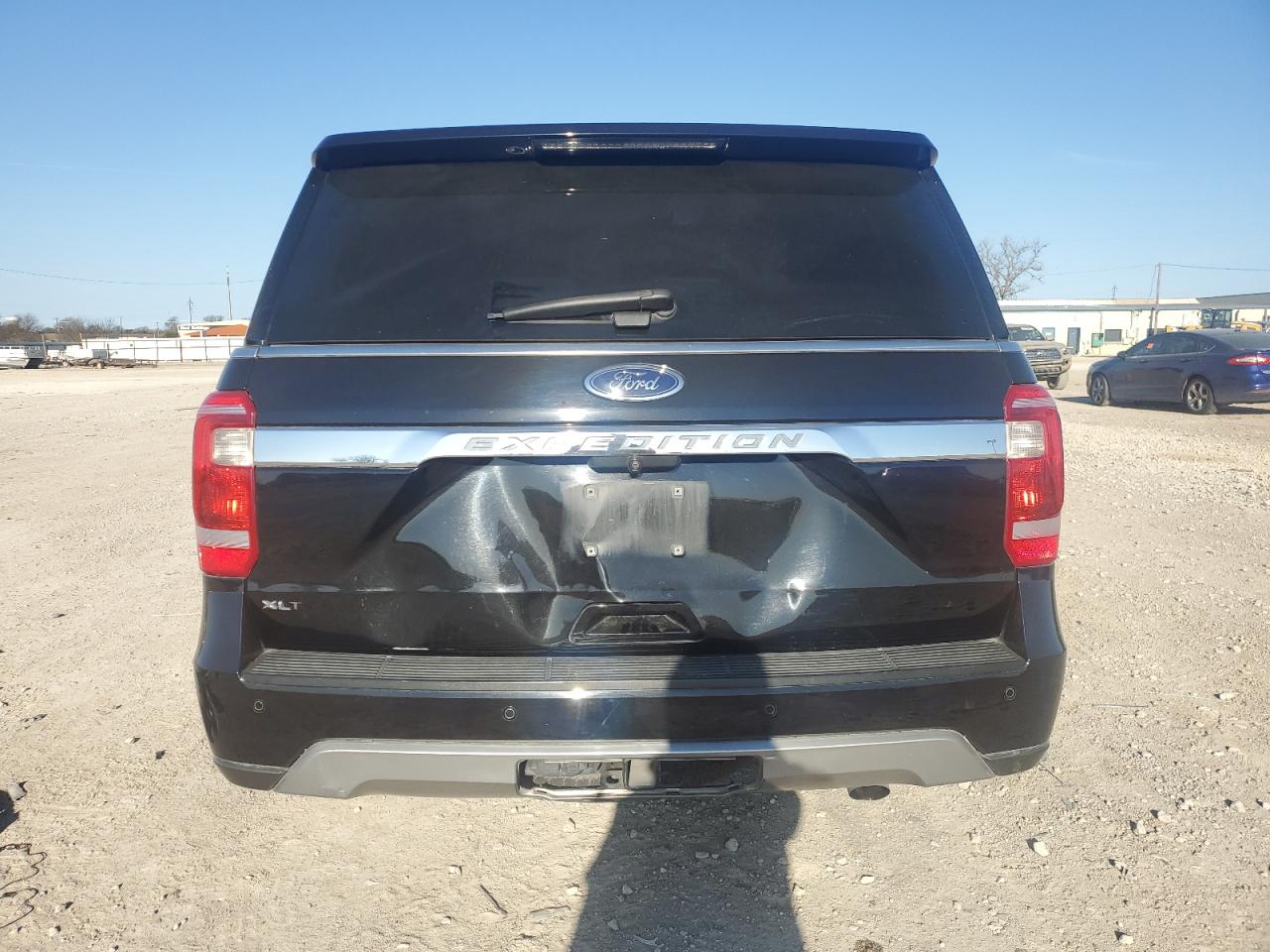 2020 Ford Expedition VIN 1FMJU1HT6LEA92327 Copart auction photo, front end / rear end damage thumbnail 6