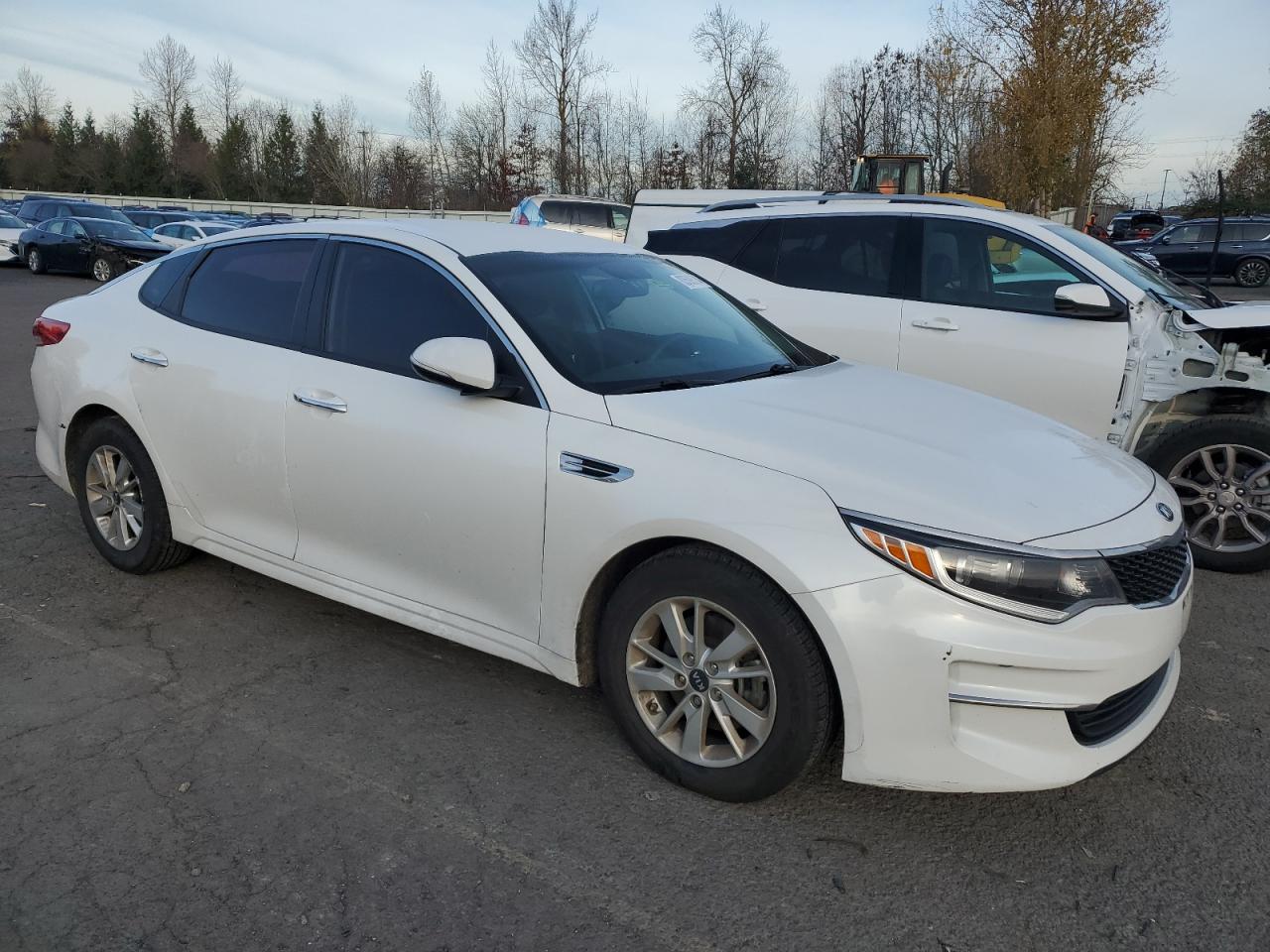 2016 KIA Optima VIN 5XXGT4L33GG048779 Copart auction photo, mechanical damage thumbnail 4