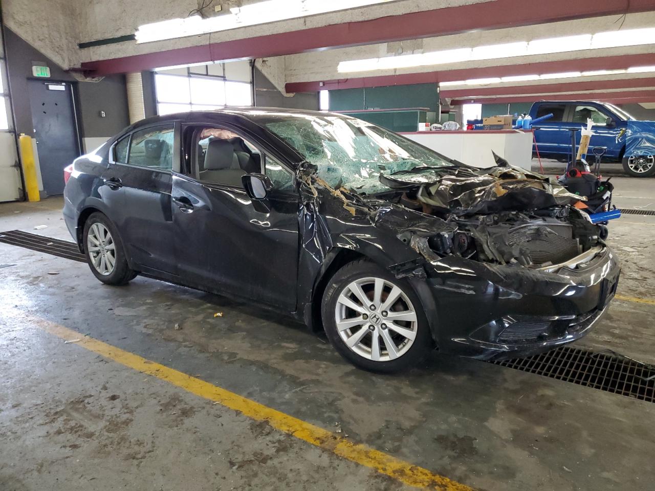 2012 Honda Civic VIN 19XFB2F97CE076252 Copart auction photo, front end / all over damage thumbnail 4