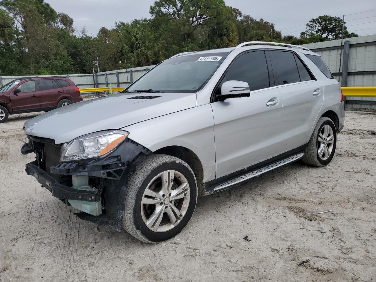 2014 Mercedes-Benz M-klasse VIN 4JGDA5JB5EA425609