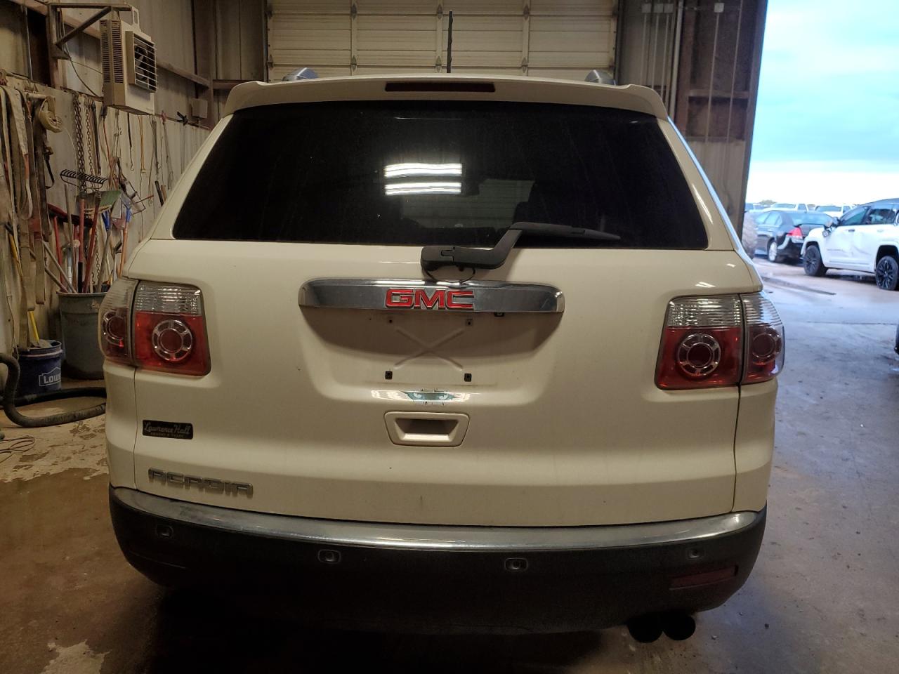 2012 GMC Acadia VIN 1GKKRRED8CJ270868 Copart auction photo, undercarriage / minor dent/scratches damage thumbnail 6