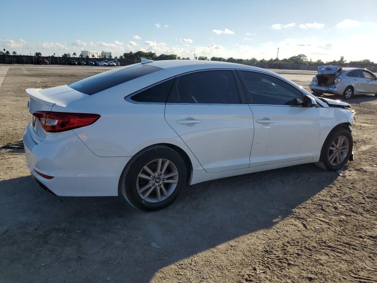 2016 Hyundai Sonata VIN 5NPE24AF7GH356601 Copart auction photo, front end damage thumbnail 3