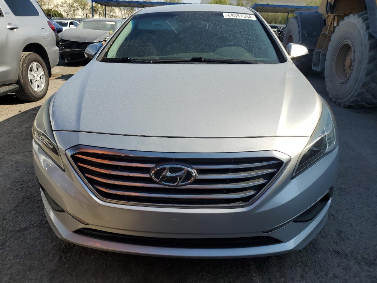 2017 Hyundai Sonata VIN 5NPE24AFXHH470559 Copart auction photo, vandalism damage thumbnail 5