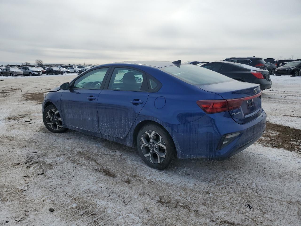 2021 KIA Forte VIN 3KPF24AD8ME411513 Copart auction photo, front end damage thumbnail 2
